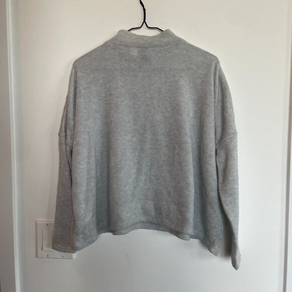 H&M Cashmere Like Mockneck Sweater - Picture 3 of 3